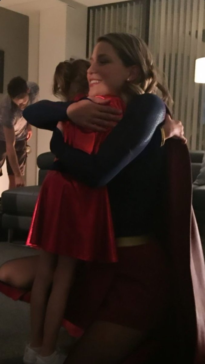 melissa benoist lovebot tweet media