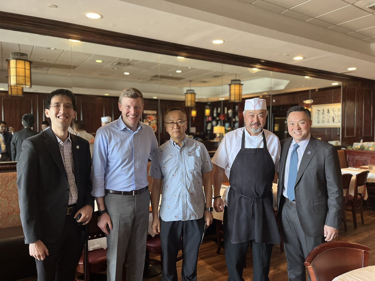 Joined my friend AG Tong to visit a few Asian-owned businesses in West Hartford to promote @MyCTSavings. CT has a rich AAPI culture that we should be proud of.