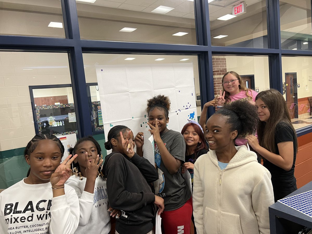 Thank you <a href="/SpringISD/">Spring ISD</a> and <a href="/byjcjackson/">Jessica Jackson</a> for a fun End of Year activity in the library! (One of many) I can’t wait to see it finished! <a href="/McnabbSchool/">McNabb Elementary School</a>