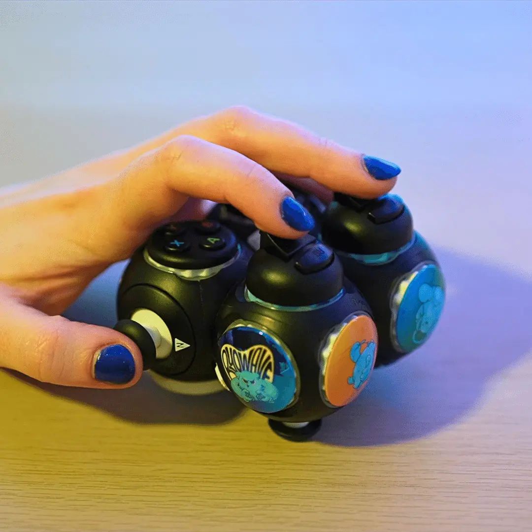 Xbox anunció su nuevo joystick Proteus para jugadores con discapacidades buff.ly/3KcZkUG