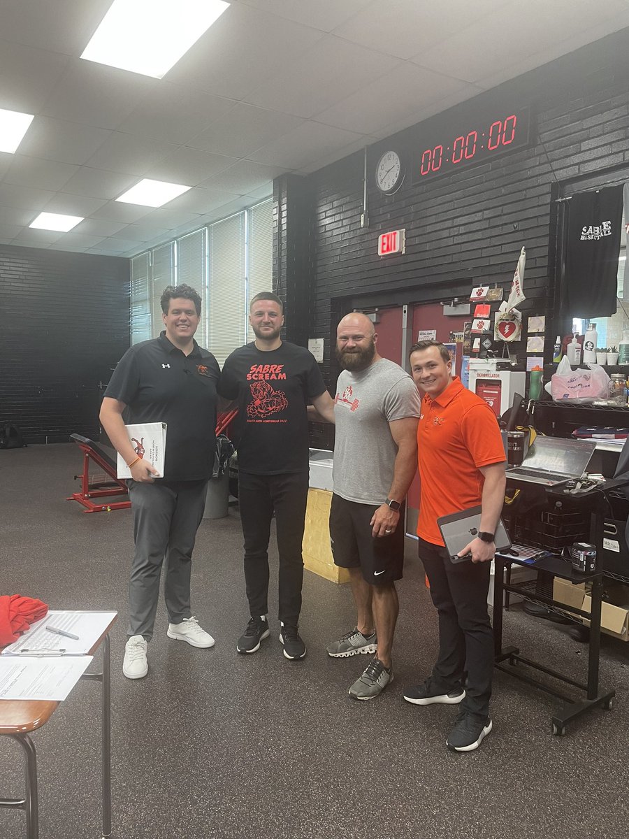 Coach Evans South Mecklenburg HS There’s no coincidence that Coach runs the weight room! I appreciate your time today discussing your athletes and program. It’s also good running into old ball coaches from the past, Coach McDonald! #RollHumps #1Love