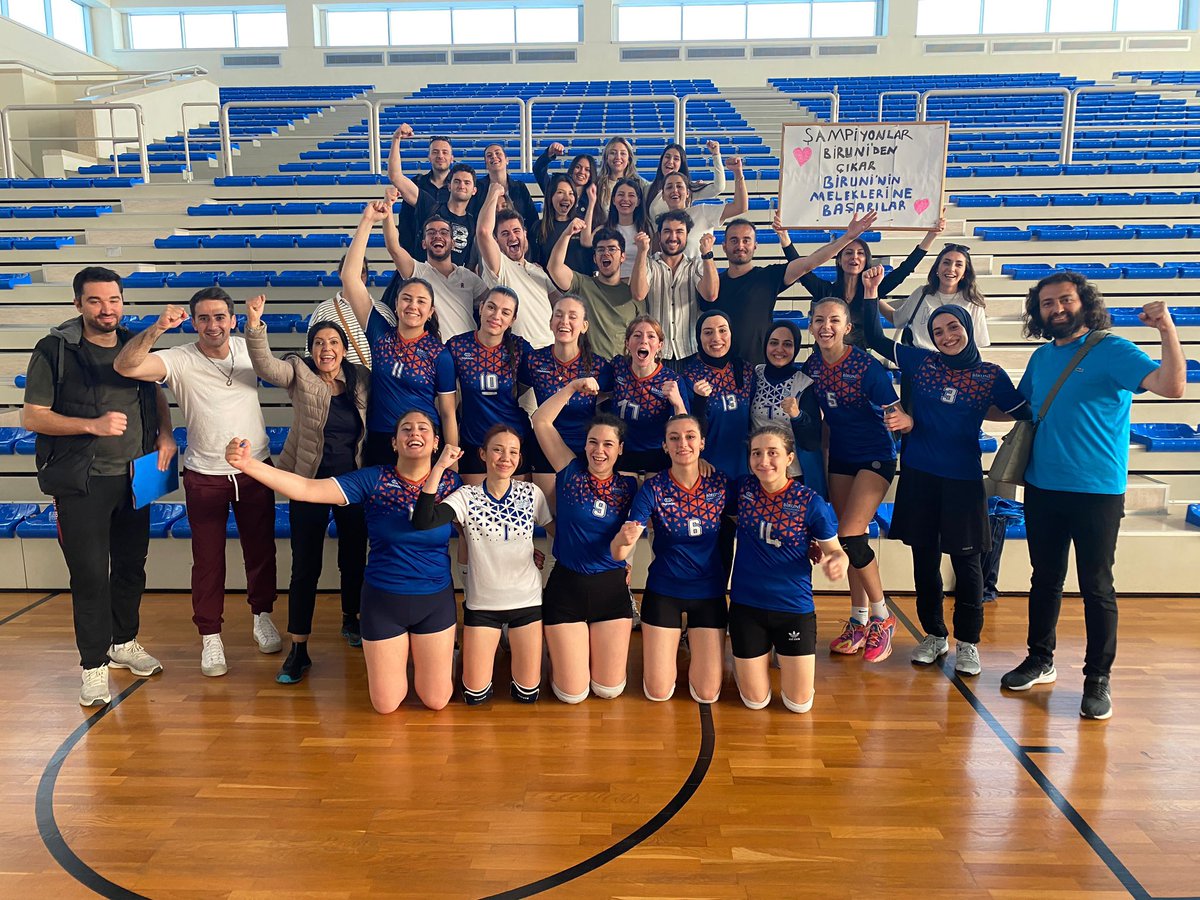 1. lige yükselen kadın voleybol takımımızı tebrik ediyoruz. 👏