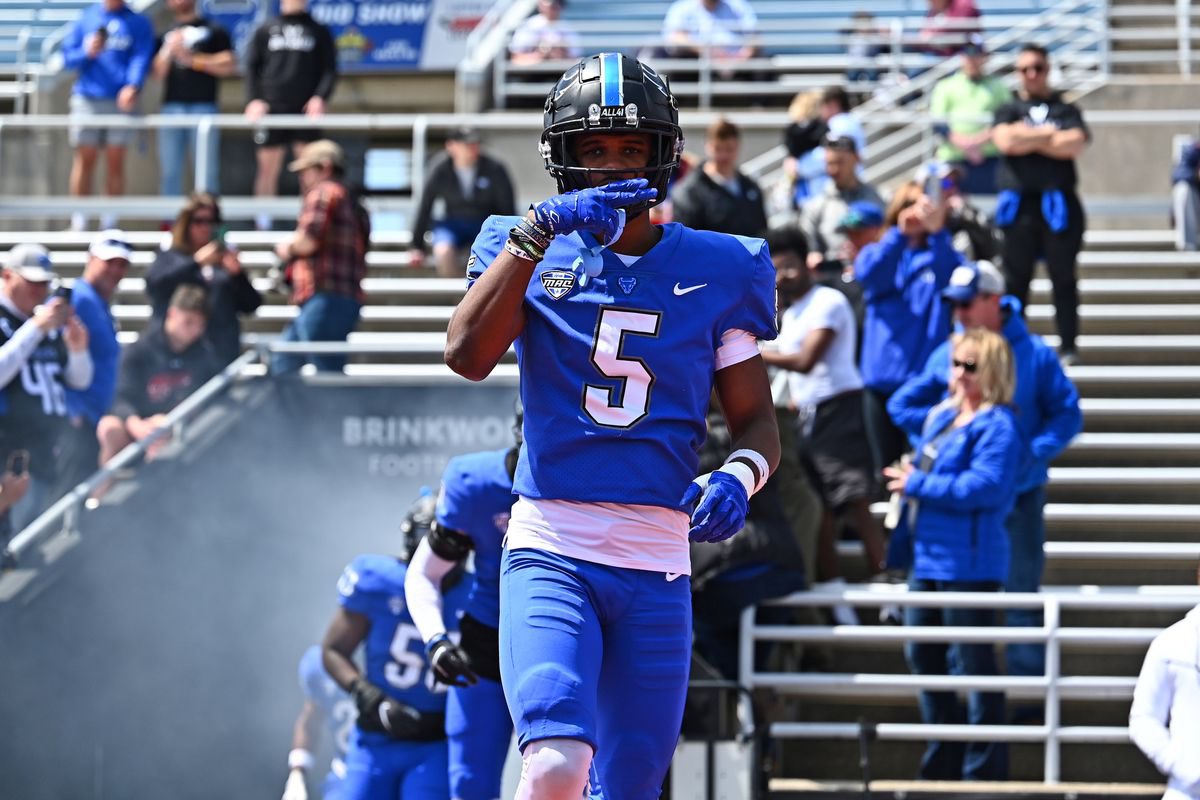 Blessed to receive a offer from the University of Buffalo💙🤍#Gobulls #blessed🙏🏾#Ag2g @CoachBDoc @Biggame_24 @WestOrangeFB @football305407 @CenFLAPreps