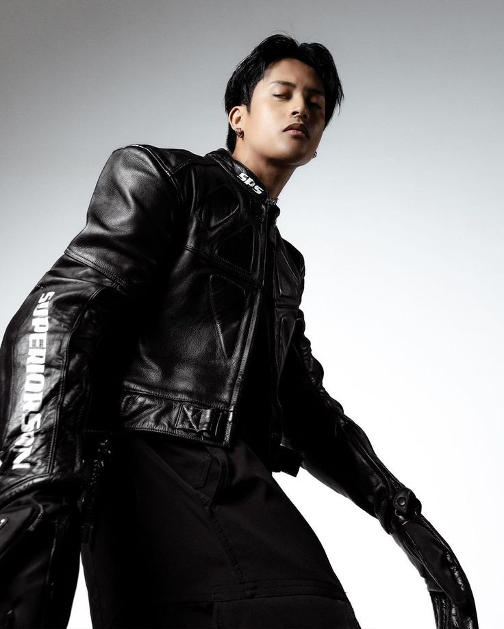 SB19_ATINph's tweet photo. Congratulations, FELIP! 

🏆 VPCA Fashion Influencer, Hall of Fame (3rd consecutive awards)

FELIP HALL OF FAME AWARD
GENTO AYAW PATALO
@SB19Official #SB19
#JohnPauloNaseCOTY
#SB19Wins5thVPChoiceAwards https://t.co/s9WvzTOnV0