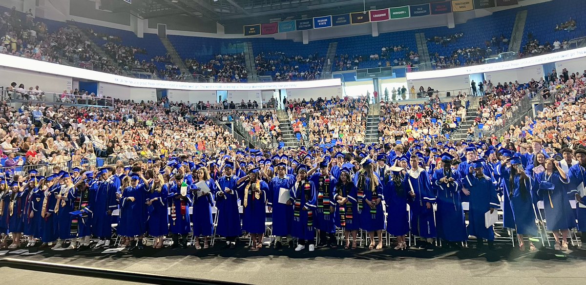 Congratulations to the 2024 @RiverwoodICS graduates! Wishing you the best! @FultonCoSchools @GO_Fulton