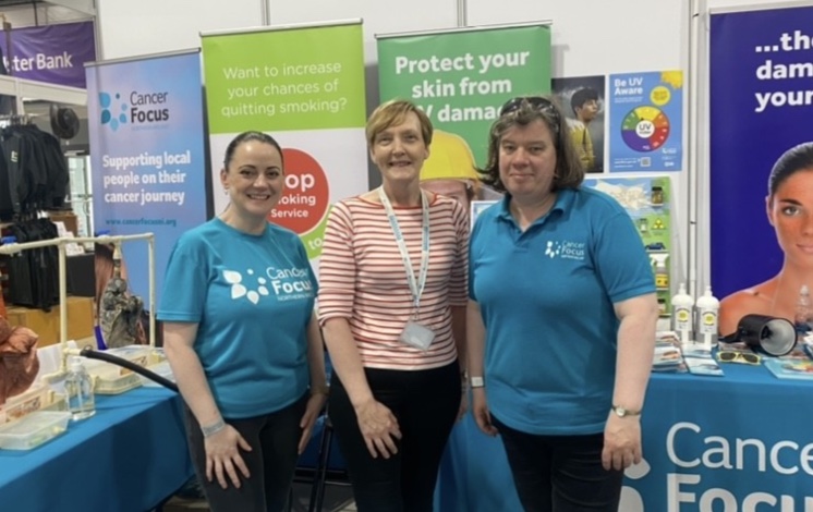 setrust's tweet photo. Helping people #BeUVAware at the Balmoral Show ☀️
Our Health Development Specialist, Sandra Glover joined Cancer Focus and the PHA to promote skin cancer prevention at this years show!
Find out more about how to stay safe in the sun this summer 👇
https://t.co/OijNw6kz58 https://t.co/ZQVGyoijjS