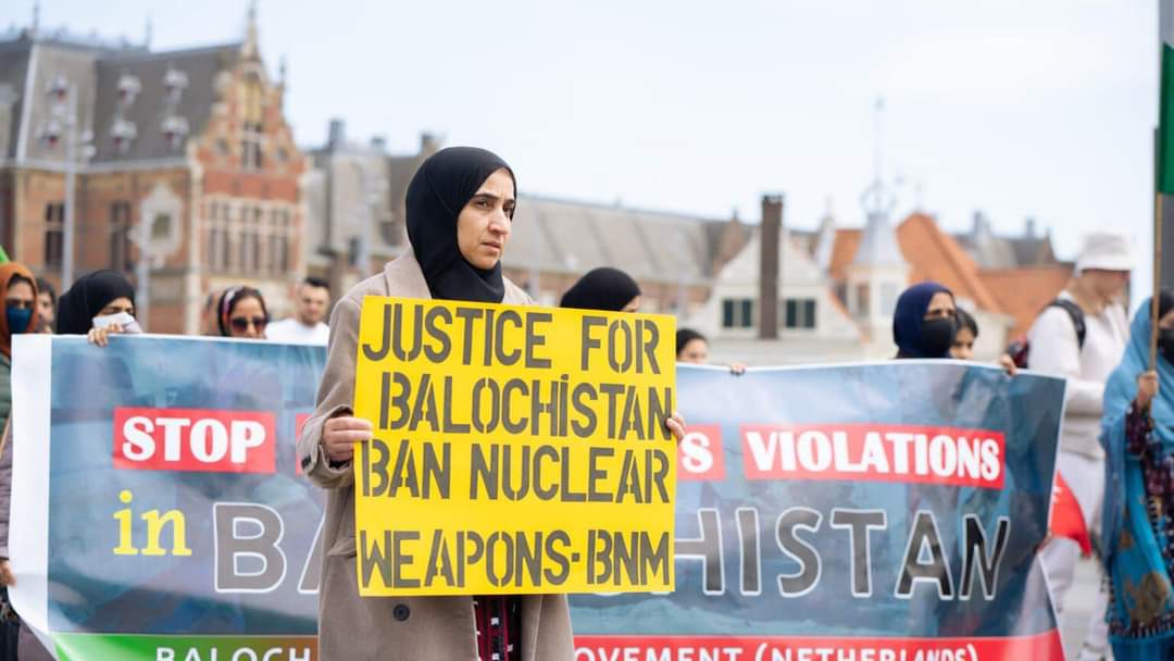 Mahobaloch01's tweet photo. Justice For #Balochistan
BAN NUCLEAR WEAPONS

#NukeAfterMathInBalochistan https://t.co/KF1pHHi2Xz