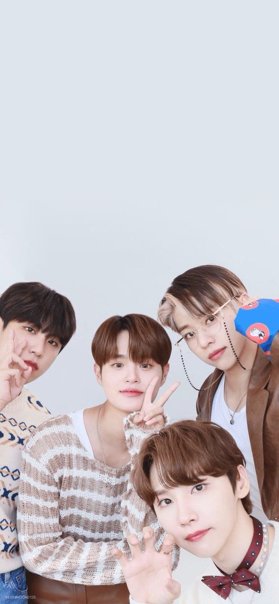 021ox_jin's tweet photo. Selamat tanggal 22 May yang ke 5💖
#AB6IX #에이비식스
#예삐뉴_5래5래_함께하자
#OUR_5HINING_5TAR_AB6IX https://t.co/1p3mWPJS5k