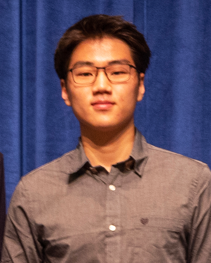 rockwoodschools's tweet photo. Congratulations to recent Rockwood graduates Sophie Chang, Yoon Jae Chang, Alyson Palmquist and Ryan Watkins, winners of this year’s National Merit $2500 Scholarships! They are among 2,500 nationally and only 41 from Missouri. #WeAreRockwood 

Learn more: https://t.co/ZRJEmeXlC3 https://t.co/T3gEMYKXtJ