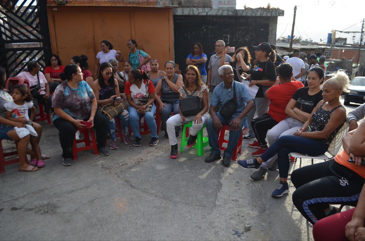 #AsíLoDijo🗣️ Coordinador de los Movimientos Sociales de la Secretaría Ejecutiva del ALBA-TCP, Rubén Pereira: “El Comandante Chávez tiene una gran importancia para la región, porque se dedicó a fortalecer los mecanismos y procesos integracionistas existentes y a establecer