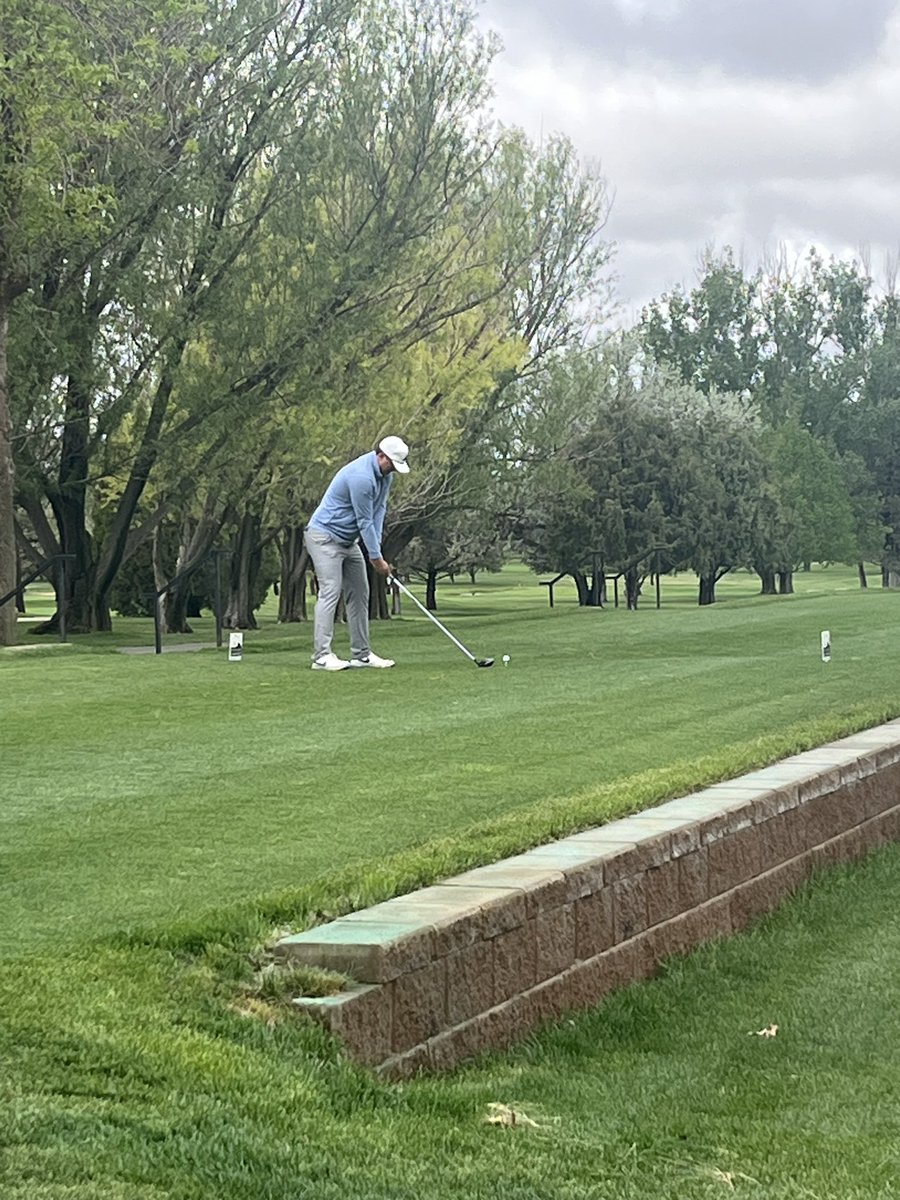 We are officially off and running in Scottsbluff! Good luck to our Lakeview golfers. Keep up with live scoring. golfgenius.com/pages/4805356 Go Vikings! #lakeviewvikes