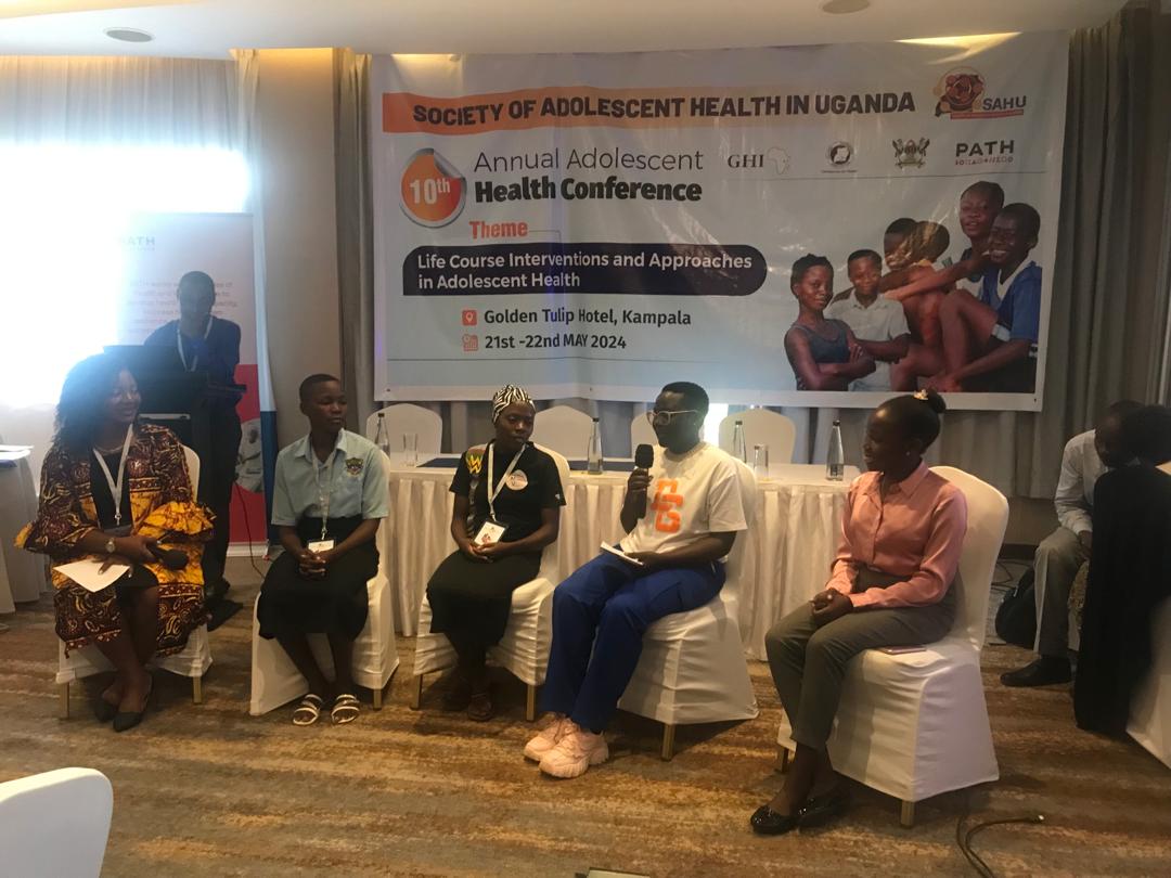 NutritionistKD's tweet photo. End of Day 1 of 2, #10thAdolescentsConf @GoldenTulipKla .

We concluded with a panel discussion of Adolescent sharing their touching stories, shared experiences and learning areas as young people, they were chaired by @SabrinaKitaka .

#SAHU | #10AdolescentConf 

@guguddetvuganda @ACCESS_UG @TobiasWhales @UNYPA1 @YOUNGOMIGRATION @UNYouthAffairs @MugabeKatendeko @MbararaNYPA @mckatsug @Musisi_Mark_ @AnnataliaO