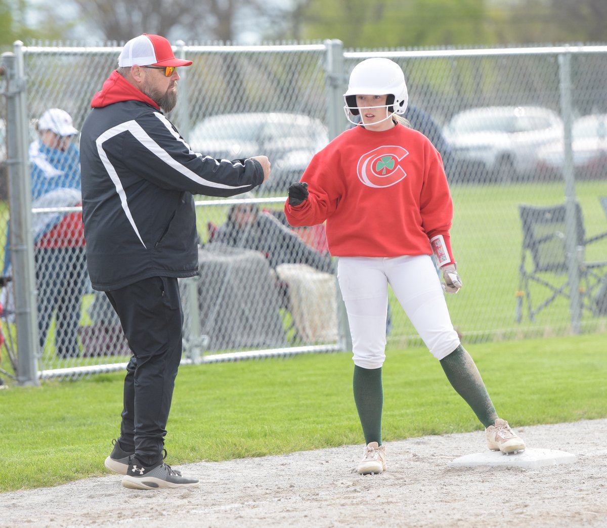 ☘️🥎 CONGRATS Alexis Rayfield on being picked to @CHSL1926 All-League Team!!! Member of Cardinal Division Champion @IrishSoftball_, Lexi hit .300 (18-for-60) with 15 RS & 11 RBI ... GO IRISH!!! #CentralToLife 🥎 Click HERE for Release ⬇️ bit.ly/3QOzWs0