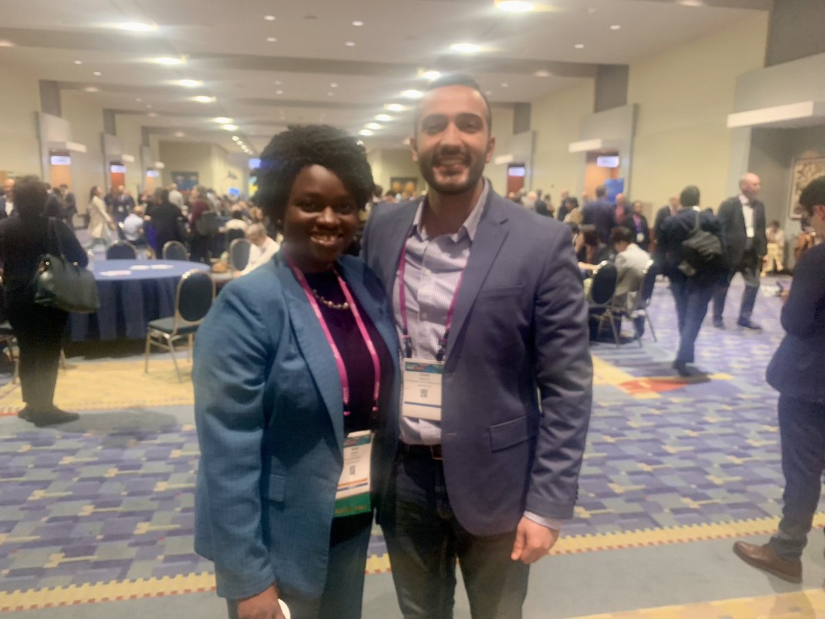 One of the best things about @DDWMeeting is to get connected with inspiring people and to work and learn from them. It was great seeing @Bubu_Banini again! Stop by our poster to learn more about racial/ethnic disparity in HCC #1572 @DDWMeeting @RutgersIMRes @YaleDigestive
