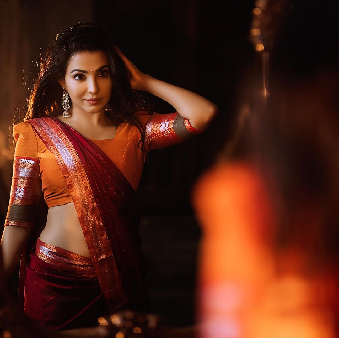 GOHQ_KBaIAAXn07?format=jpg&name=medium