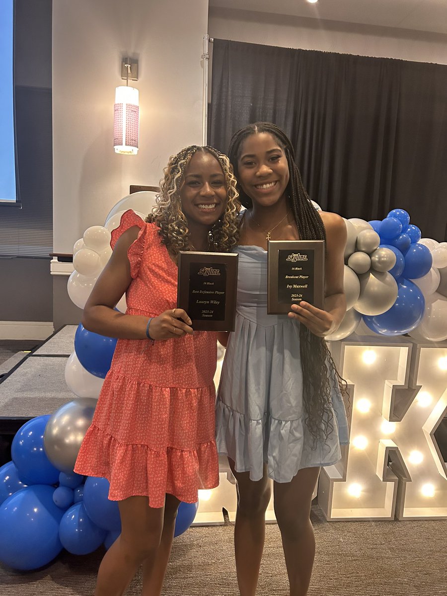 Ivy Maxwell tweet media