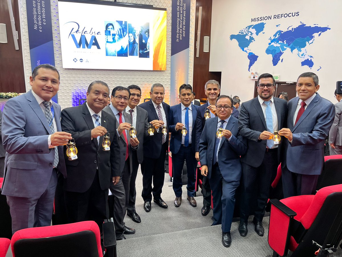AdventistasUPN's tweet photo. Líderes de IASD del Norte del Perú 🇵🇪 , se unen en oración 🙏para clamar a Dios para un reavivamiento a través del estudio de la #PalabraViva 📖 y ser enseñados, capacitados e instruidos por el mensaje de salvación.✨ https://t.co/s99TeG3FzR