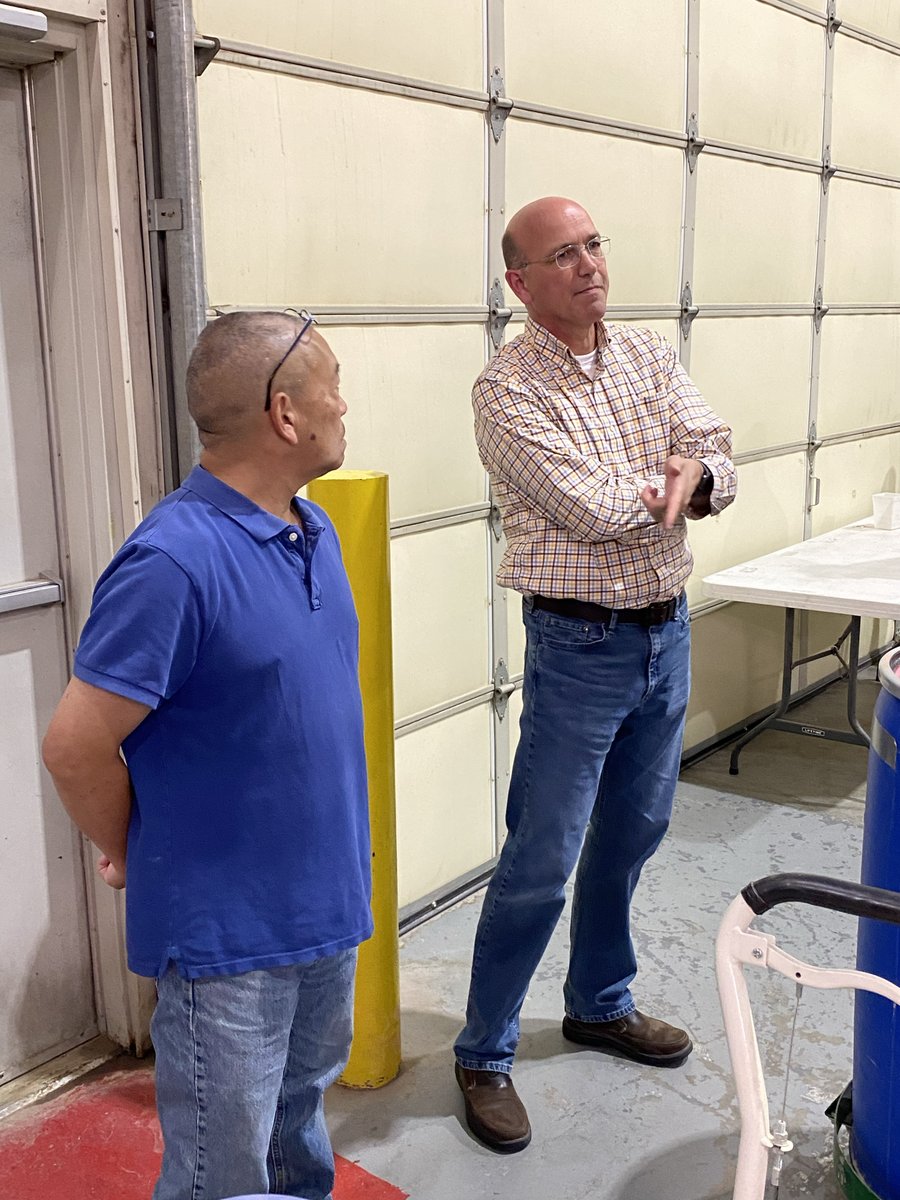 hilleshogseed's tweet image. Great tour with Nick Storer, the ASGA VP of Science and Innovation, taking the time to tour our facilities in Longmont, CO, last week. #Hilleshog #sugarbeet #ASGA