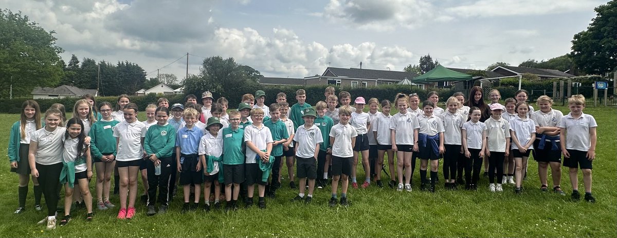 Thank you again to @YsgolHenllan and @YsgTremeirchion for a brilliant day today. Yr 5&6 pupils had the opportunity to work together, solve problems, do outdoors activities and make new friends! Fantastic! 👏👌@StAsaphDiocese @cyfoeth_enrich @_OLW_ #collaborationwork