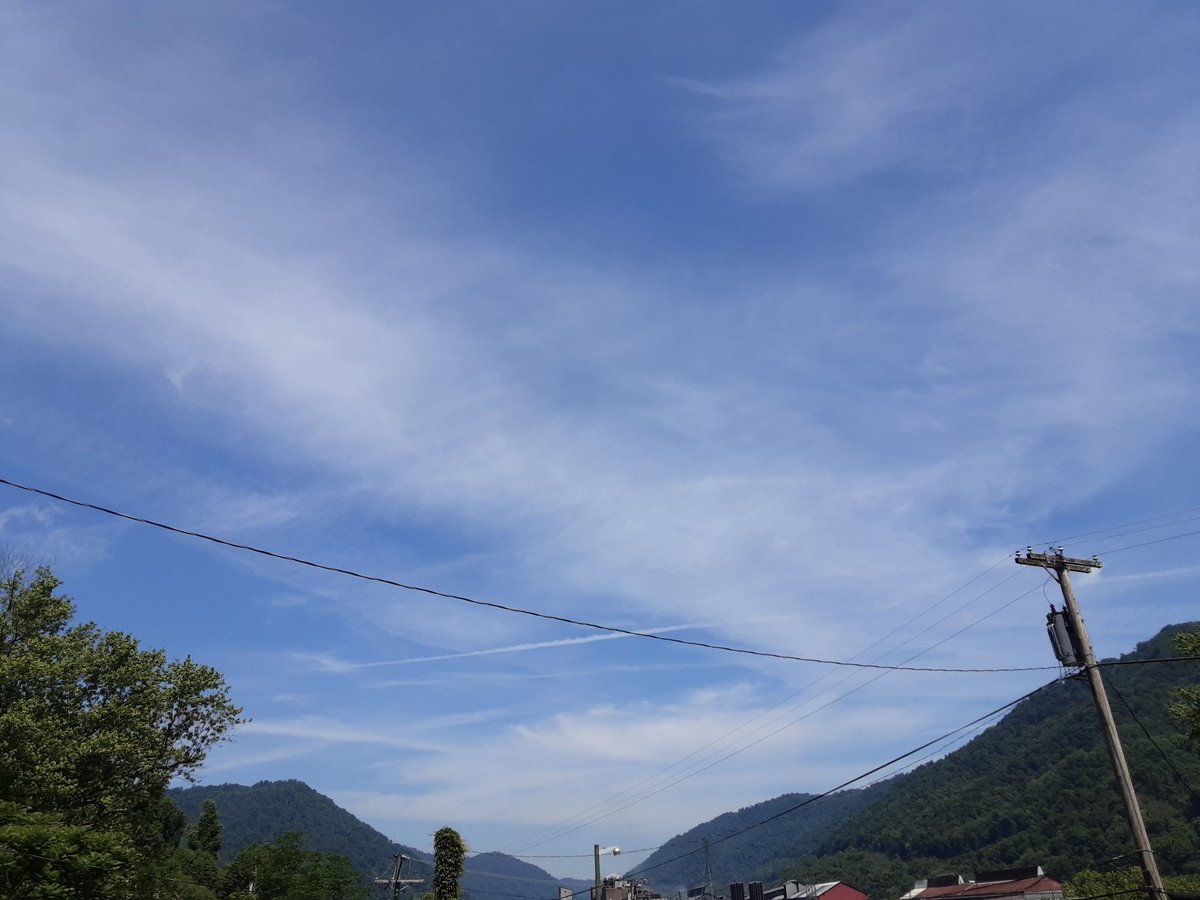 11:40am Wv. They are still spraying in the same location and look how it has spread out into a milky white haze.  #wedonotconsent #chemtrails #blockthesun #poisonsky #populationcontrol #GeoEngineering #LookUp #Skybastards