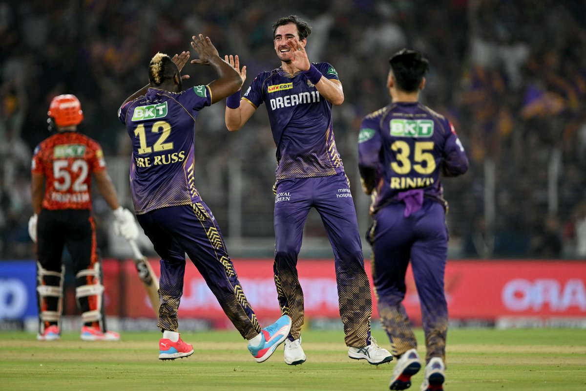 #IPL2024, Qualifier 1: Kolkata Knight Riders bowl Sunrisers Hyderabad out for 159 in 19.3 overs. Rahul Tripathi (55) top scored for SRH; Mitchell Starc picked up 3 wickets for KKR. #KKRvSRH #KKRvsSRH