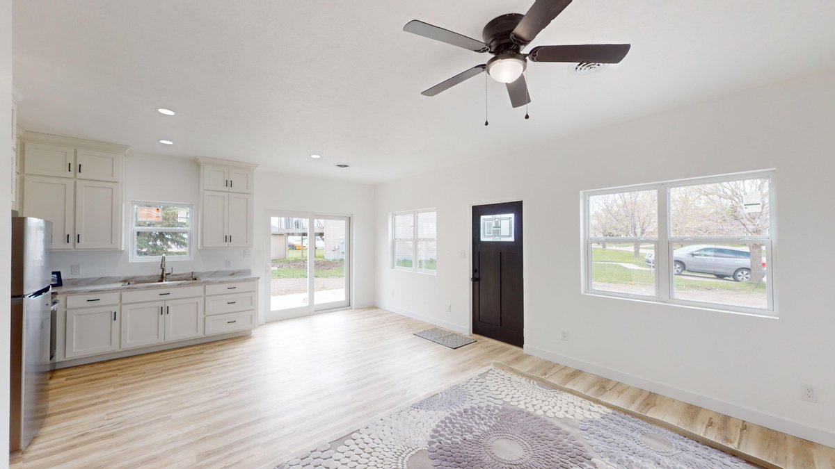 WeaverRealtors's tweet photo. Brand new construction home, price reduced,😮 AND it qualifies for a TAX ABATEMENT! Price $245,000!!
Call me TODAY, Georgia Weaver - Broker for Weaver LLC, Realtors to see this or any other property. 712-291-0118 https://t.co/iJX2PEPL9o
