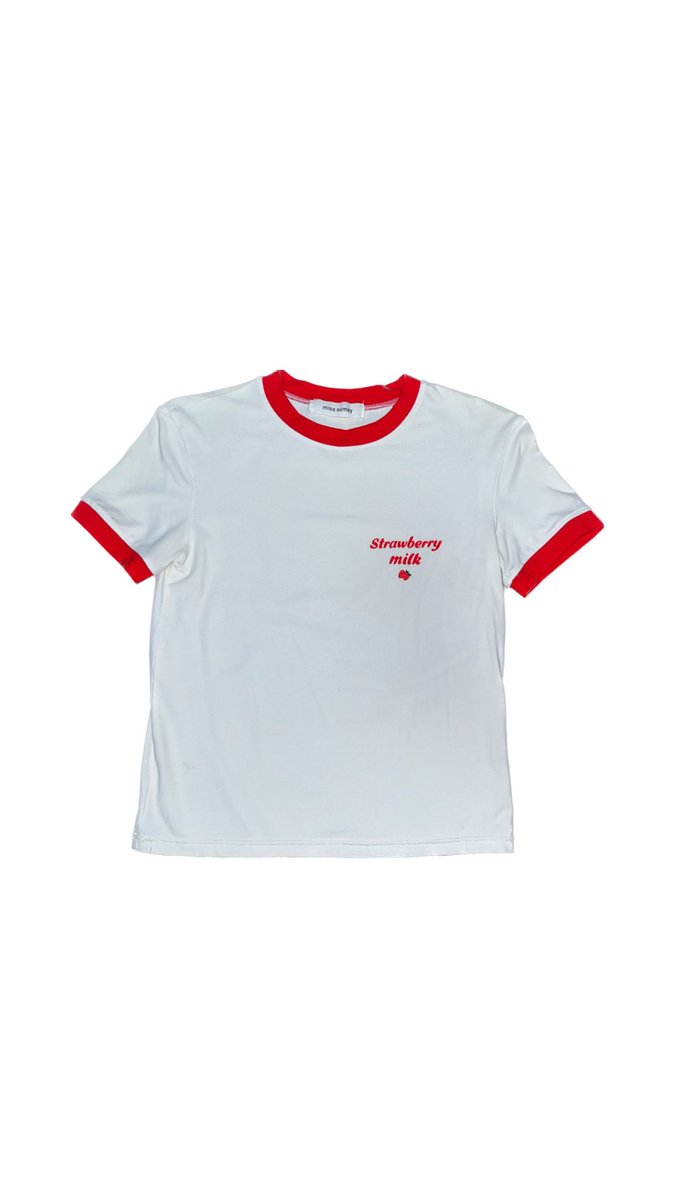 purelatulip's tweet image. เสื้อยืดน่ารัก
Price : 100 baht
ตำหนิ : -

✿ สินค้าเป็นสินค้ามือสองอาจมีตำหนิเล็กน้อย 
✿ สินค้าทำความสะอาดเรียบร้อยค่ะ

#เสื้อผ้ามือสอง #เสื้อมือสองสภาพดี #เสื้อผ้าราคาถูก #เสื้อผ้าราคาเบาๆ #เสื้อผ้าน่ารัก #ส่งต่อ #ส่งต่อเสื้อผ้ามือสอง #โล๊ะตู้เสื้อผ้า