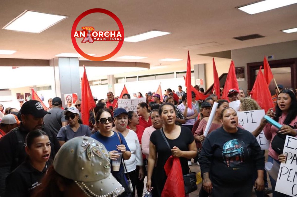 AntorchaMagis's tweet photo. 🔊🔊 Se comprometen a pagarles a maestros de Tijuana
👇👇👇👇👇 nota 📝 completa 
https://t.co/bSWmOUaslU https://t.co/qoU0LgeIYH