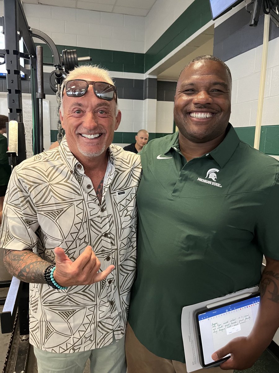 REAGAN HIGH SCHOOL TODAY I RAN INTO FORMER ⁦⁦@HawaiiFootball⁩ DB AND CURRENT ⁦@MSU_Football⁩ RUNNING BACKS COACH KEITH BHONAPHA! IT IS GREAT TO SEE FORMER ⁦@HawaiiFootball⁩ ALUMNS OUT IN THE WORLD DOING BIG THINGS! WISH HE AND THE SPARTANS GOOD LUCK IN 2024