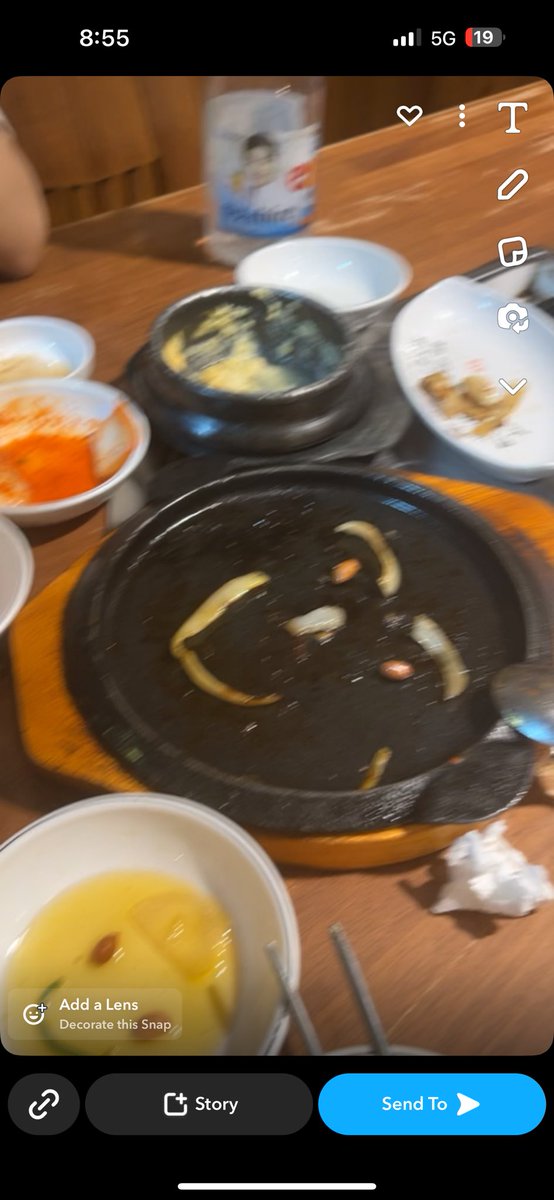 _pheyfaye's tweet photo. ◡̈ 
my mum and i always find fun in making food faces with whatever's left https://t.co/n4gkNbwJak