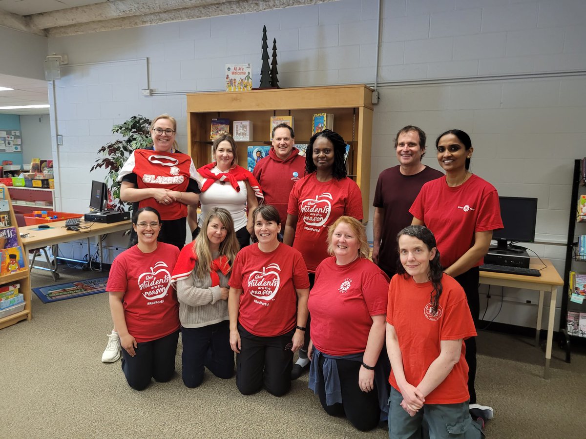 Check out the amazing @ElemTeachersTO members & teachers at Berner Trail JPS - united in their #ETTRedforEd! It's cause they know that better working conditions are the foundation for better learning conditions. #EducationUnafraid