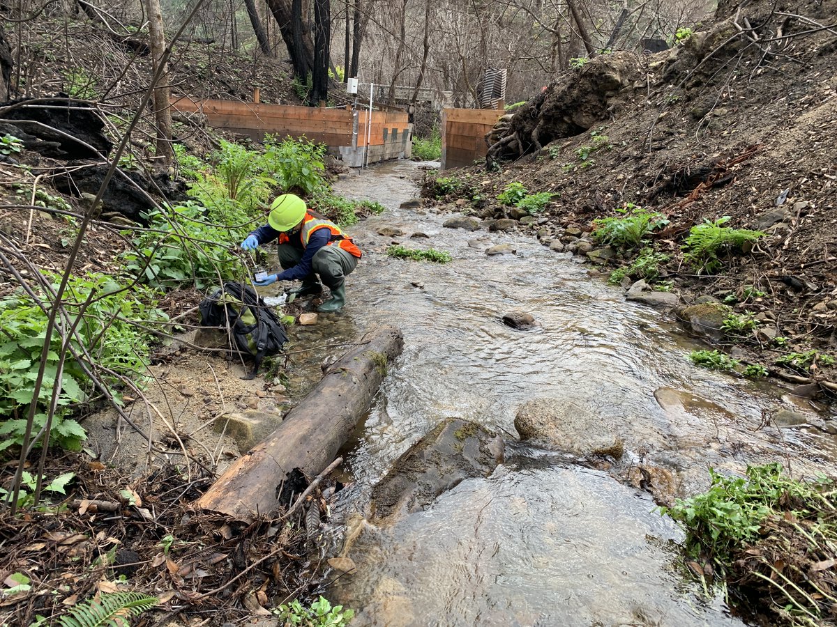 #Wildfires can have major impacts on water supplies. Learn more about the strategy that USGS scientists developed to improve post-wildfire water quality monitoring: ow.ly/6B1350ROMsR #WildfireAwarenessMonth