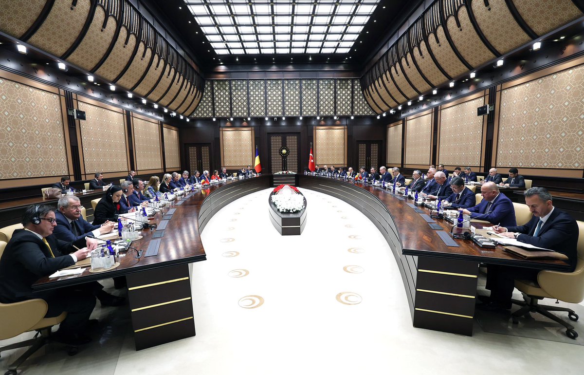 Cumhurbaşkanımız Sayın Recep Tayyip Erdoğan, Romanya Başbakanı Marcel Ciolacu ile Türkiye-Romanya Yüksek Düzeyli Stratejik İş Birliği Konseyi'nin 1'inci toplantısına katıldı.