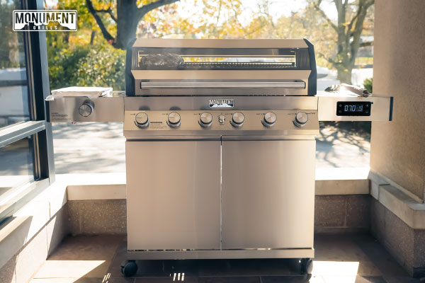 The Monument Denali Bluetooth Grills embodies technology & luxury, empowering every enthusiast to grill like a pro, regardless of skill level. The streamlined design of the Denali Grills enhances the aesthetics of your outdoor space. Visit monumentgrills.com .