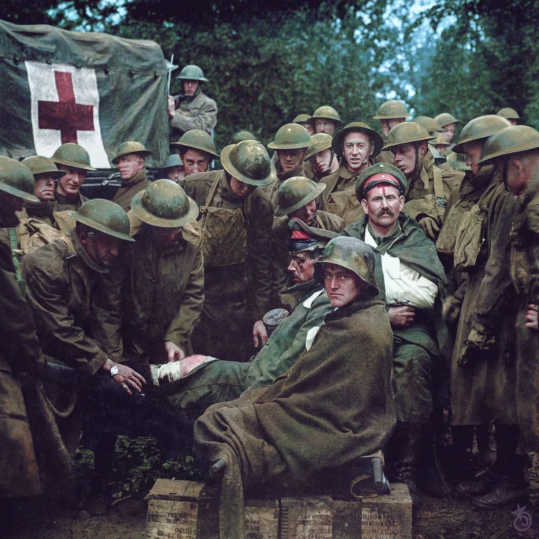 HistoryColored tweet media