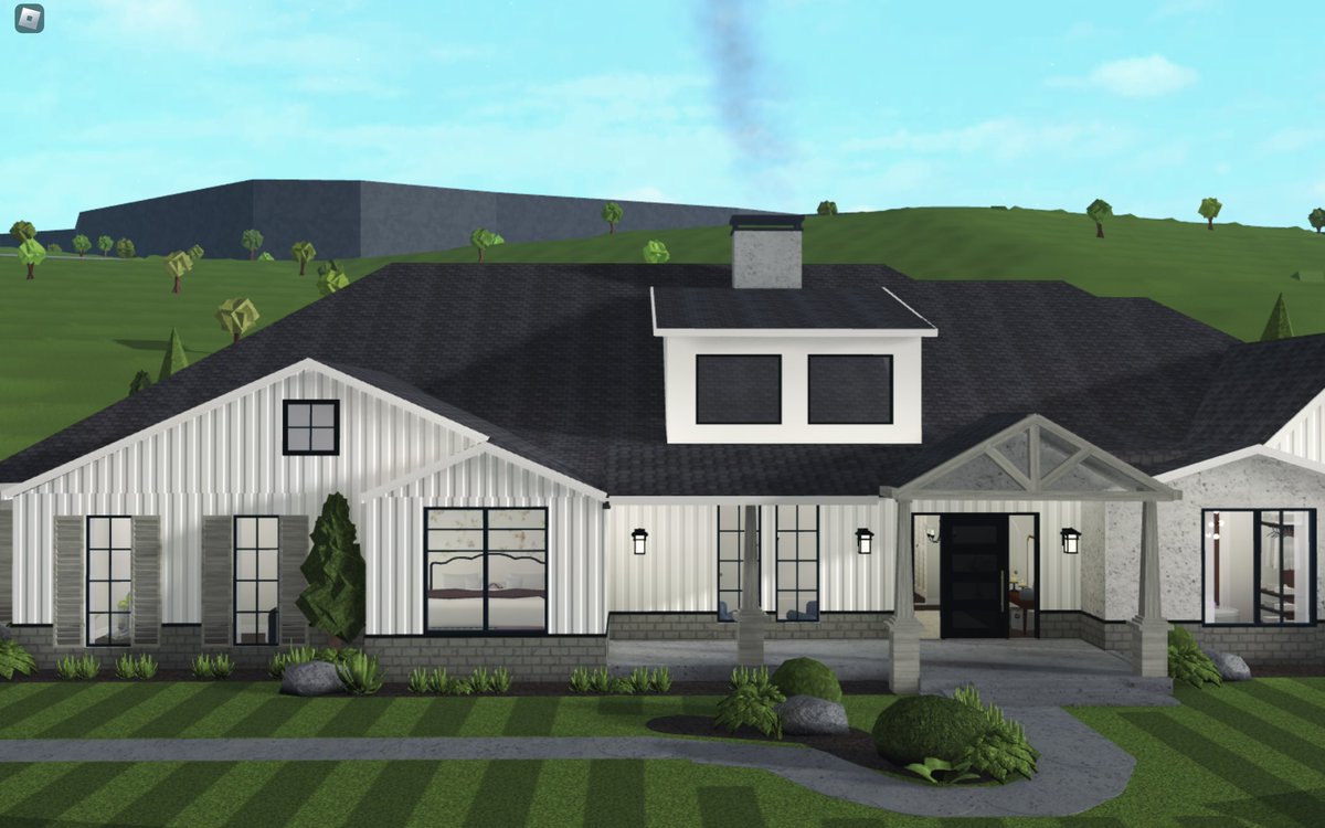 Bas_playz's tweet photo. Modern Farmhouse
Speedbuild is up on on YouTube Channel!!!
#roblox #bloxburg #bloxburgbuilds 
@heybloxburg @BasicallyBlxbrg @BloxburgCS @BestOfBloxburg @bloxburg https://t.co/W9lm2afdJ1