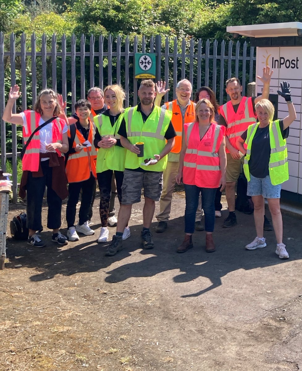 🌻 We had a great day yesterday creating a new wildflower & herb garden at Ore station with @SoutheastCRP & @NetworkRail for #CommunityRailWeek.

This is one of a series of events happening this week to show that as an industry we are #MoreThanARailway. @CommunityRail