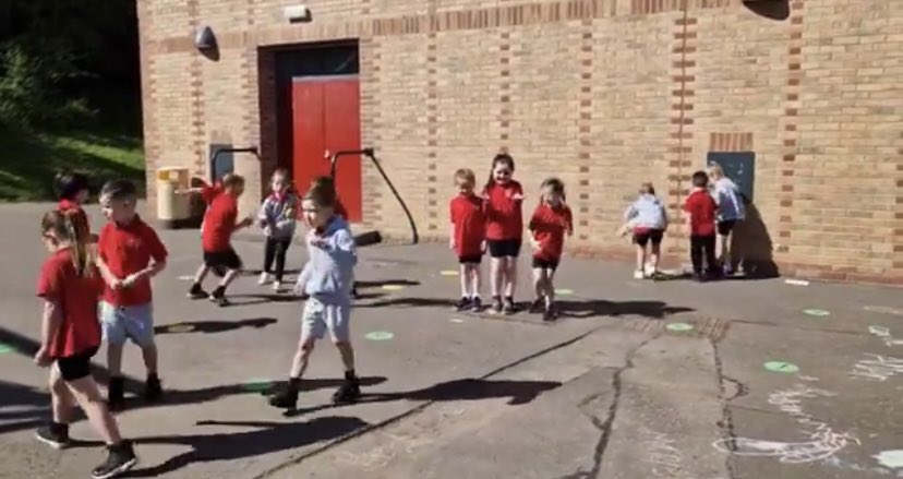 P1 had a busy day. Some of us were practising identifying letters and others were practising their writing skills in the playground ✍️