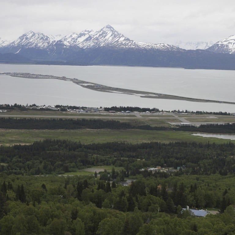 Moose kills man trying to take photos of her newborn calves in Alaska | South China Morning Post bit.ly/3WM386z