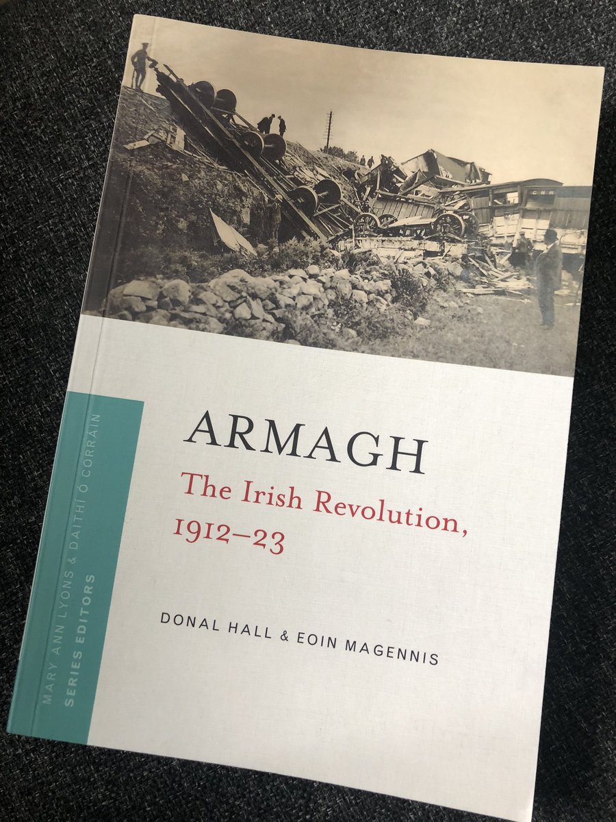 Comhghairdeas mór le Donall Hall agus le hEoin Magennis as an éacht taighde seo a chur i gcrích. Ag súil go mór lena léamh.