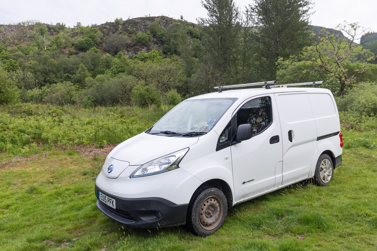 I'm selling my trusty electric van! It's done me very well indeed as a wildlife mobile, camper and solid work horse. If anyone is interested, let me know! Nissan e-NV200 with 24kwh battery and still in great condition. Full details here: autotrader.co.uk/van-details/20…