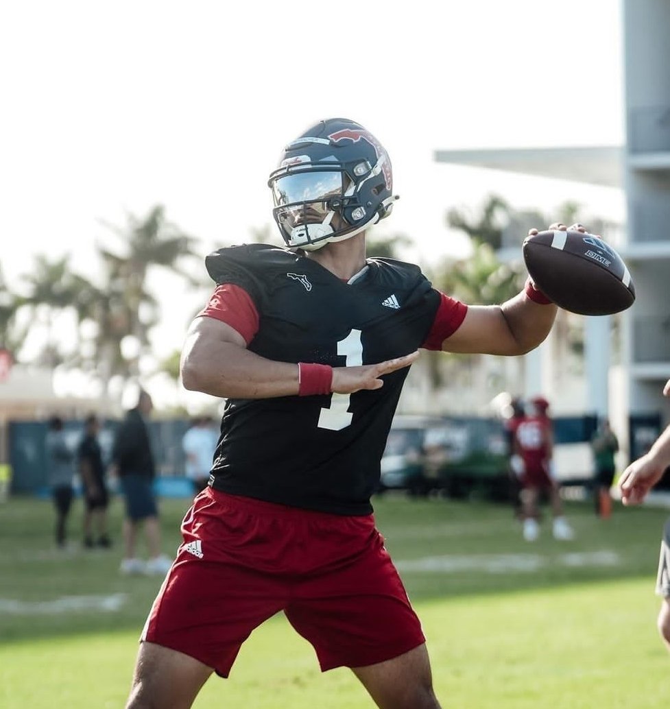 ● QB Spotlight ● Cam Fancher Marshall ➡️ FAU • Fancher has a lot of experience from his time in Huntington. In his career he's thrown for 3,766 yards 21 TDs completing 61.1% of his passes. He's also a rushing threat with 757 rushing yards 5 TDs. Fancher could be an above