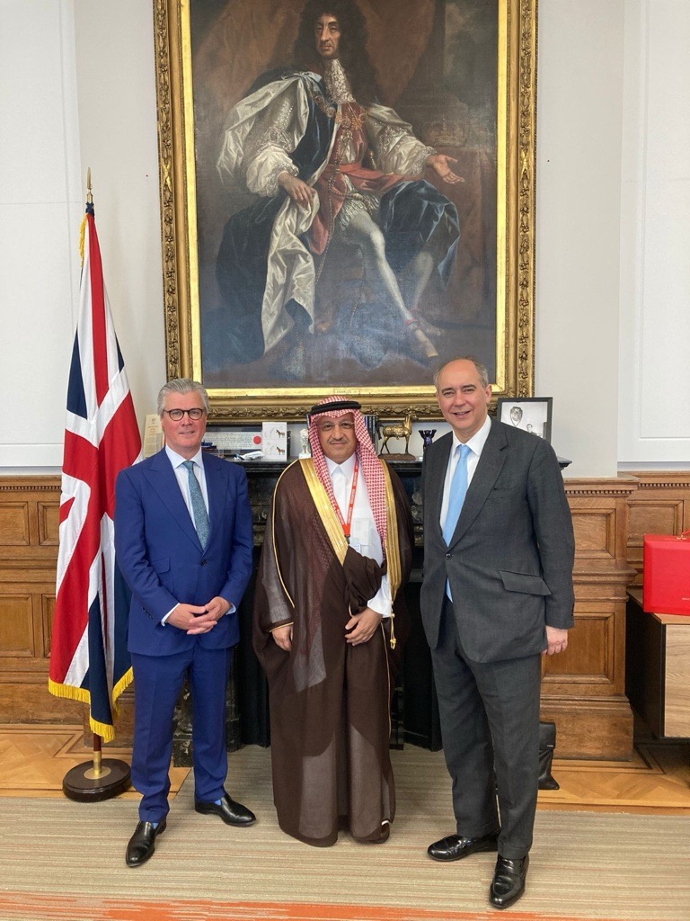 Education partnerships have the potential to shape the Saudi cultural transformation in line with Vision 2030.
Delighted to share learnings with H.E. Yousef Al-Benyan soon after #GREATFUTURES and help build sustainable commercial partnerships between our countries. 🇸🇦🇬🇧