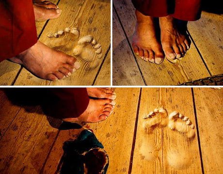For over 20 years, a Buddhist monk named Hua Chi has been praying in the same spot at his temple in Tongren, China. After two decades and up to 3,000 prayers per day, his footprints are ingrained in the wood floor.