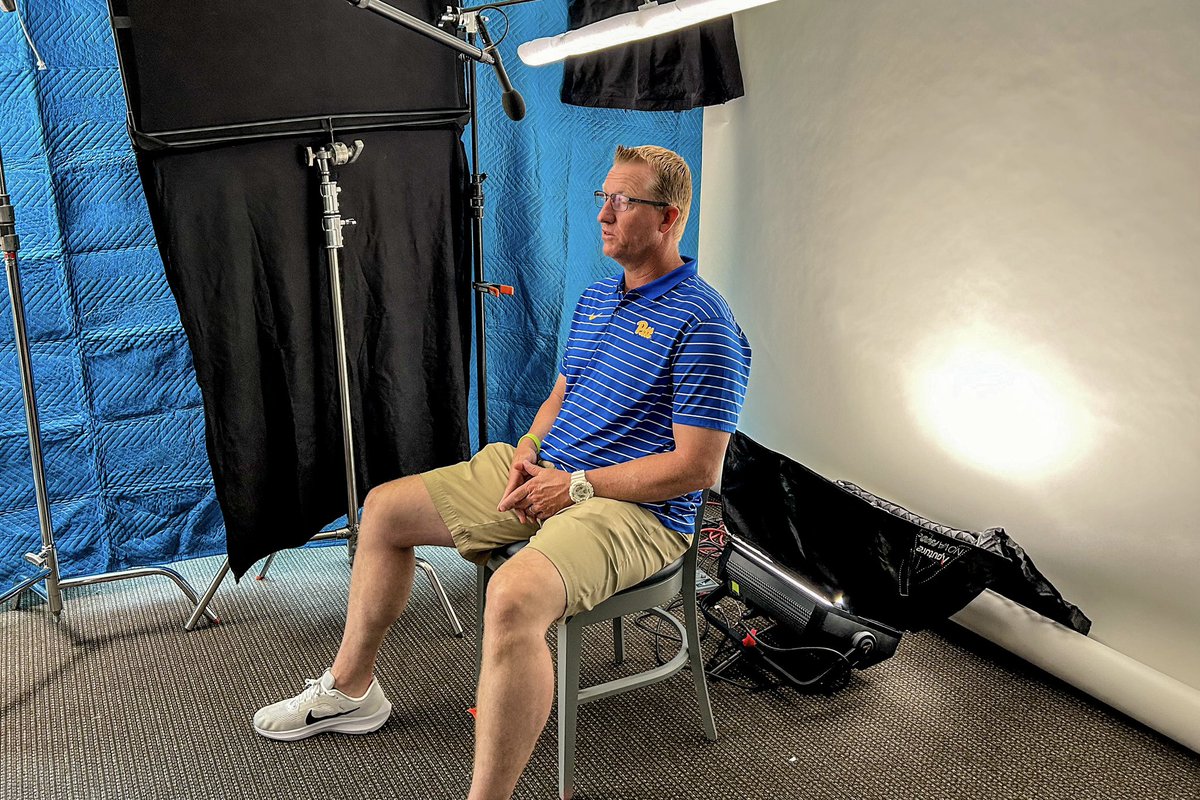 Pitt_BASE's tweet image. Cameras are rolling in Charlotte.

🎥 @accnetwork 

#H2P