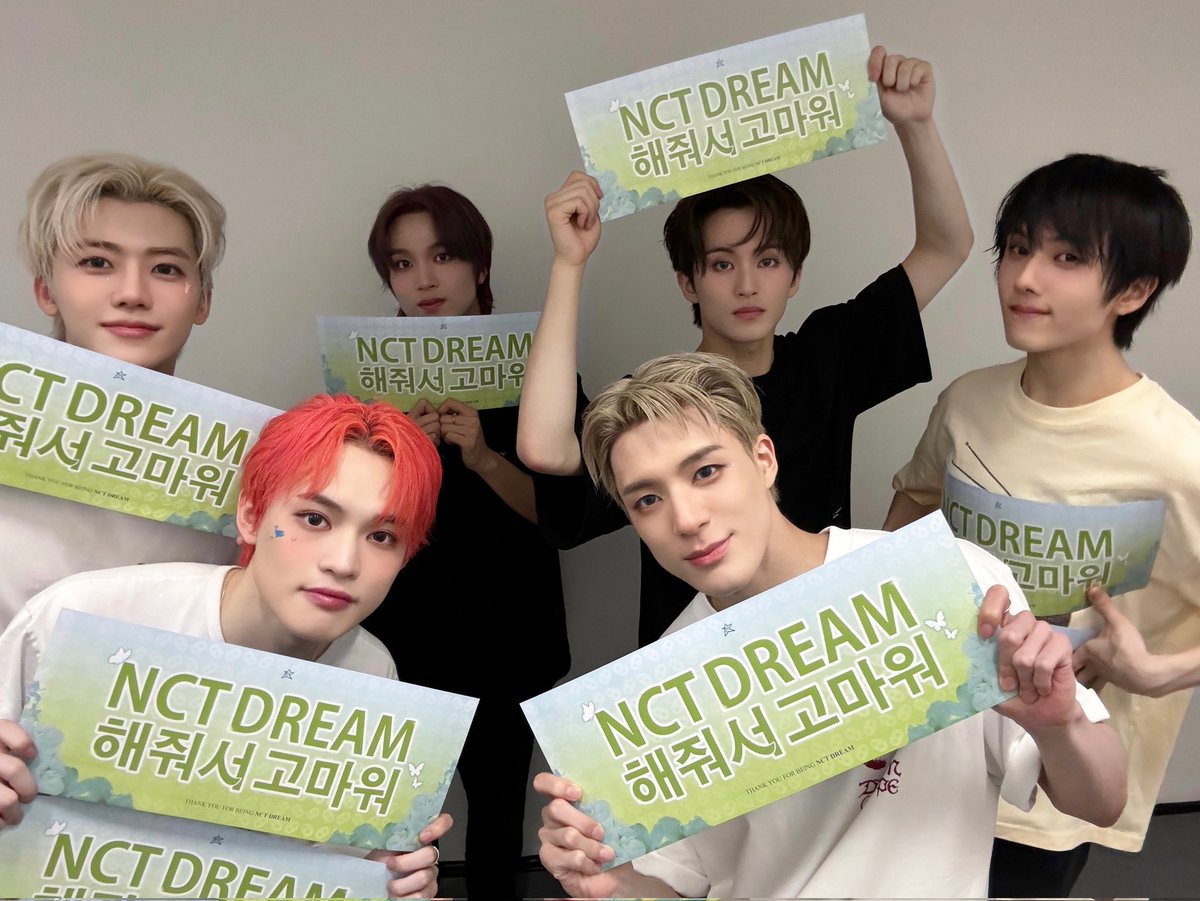 Seru dan seneng banget deh hari ini~
Makasiiih Jakarta! Sampe ketemu lagi yaaah~