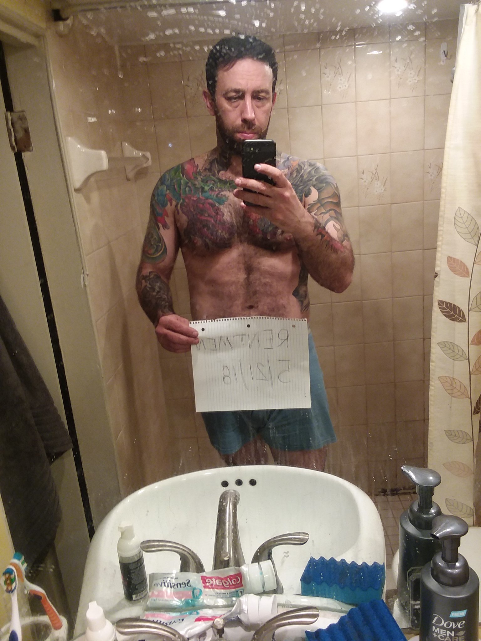 Today is 6 years as Steven, this is now offically the longest job I ever held. To think it all started with this dirty mirror bathroom selfie. Very thankful for what SW has given me, I hope I can continue to pass it on to others. https://t.co/WKqITSCGhT