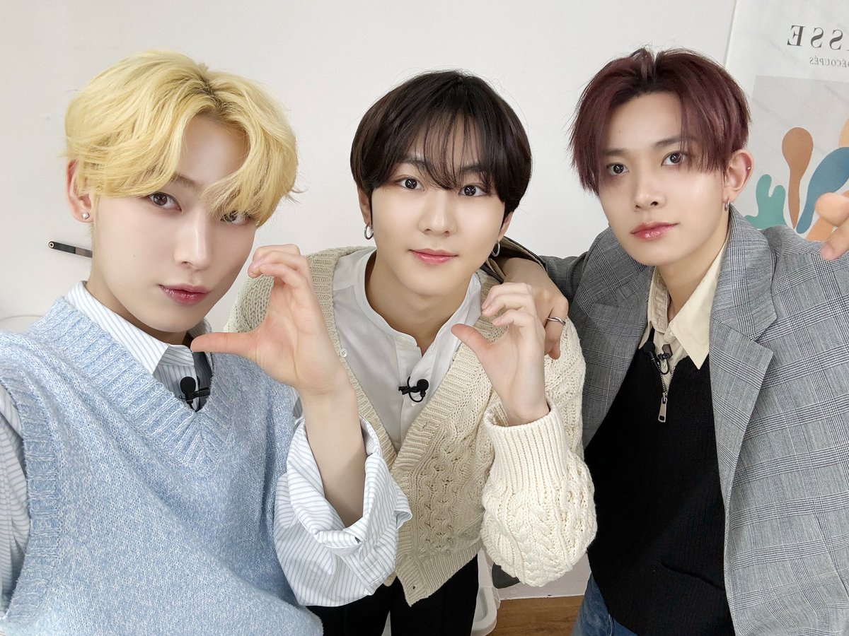 we had an amazing time at Jaejoong hyung's house! everything was just perfect - the food, the vibe, and the fun were all top-notch!