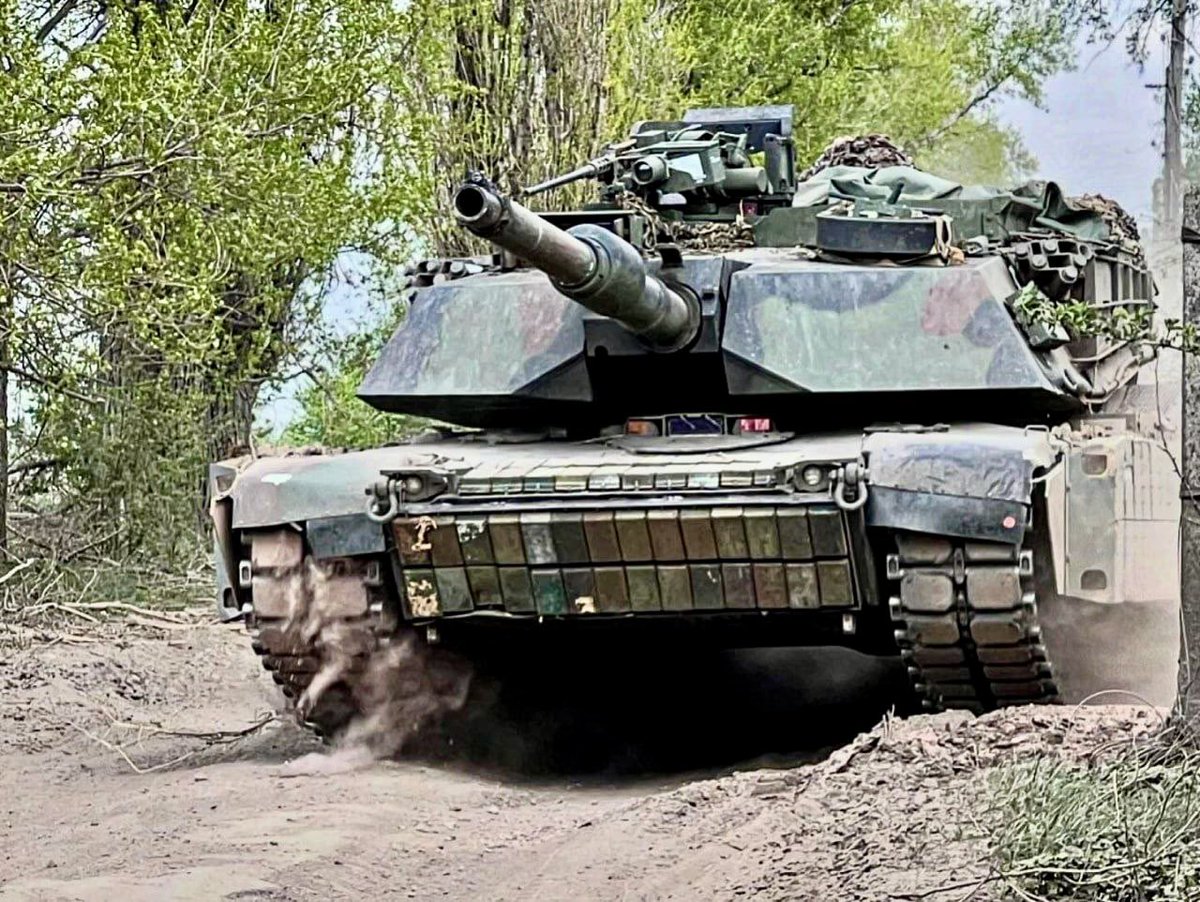 US-supplied M1A1 Abrams MBT in Ukrainian service, sporting a large amount of Kontakt-1 ERA on the hull.