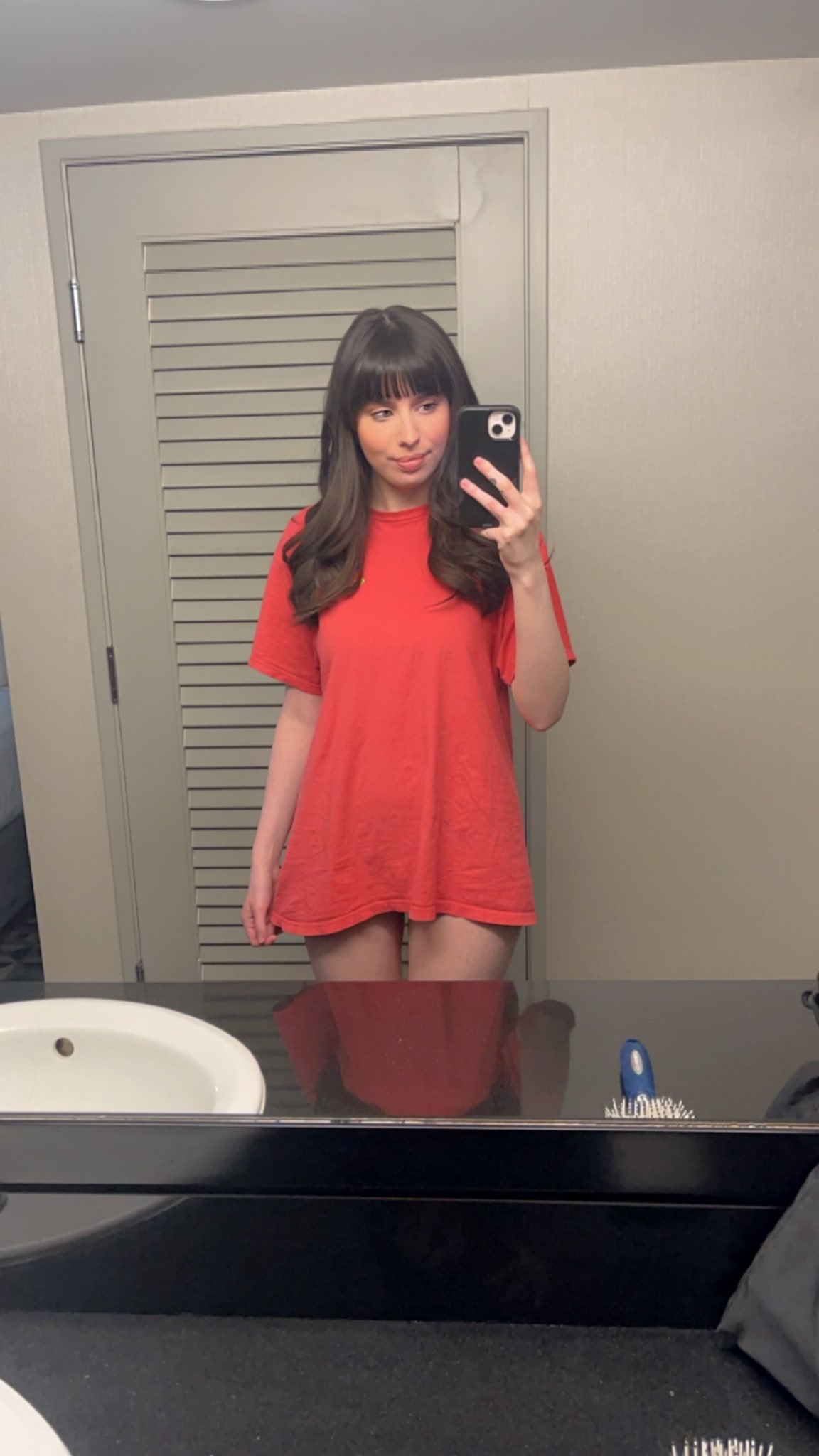 wearing my previous bf’s shirt today bc it makes me feel more safe https://t.co/5uMHg9b68c